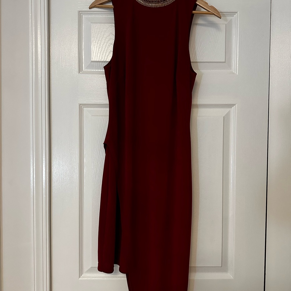 Elegant Sleeveless Red Dress